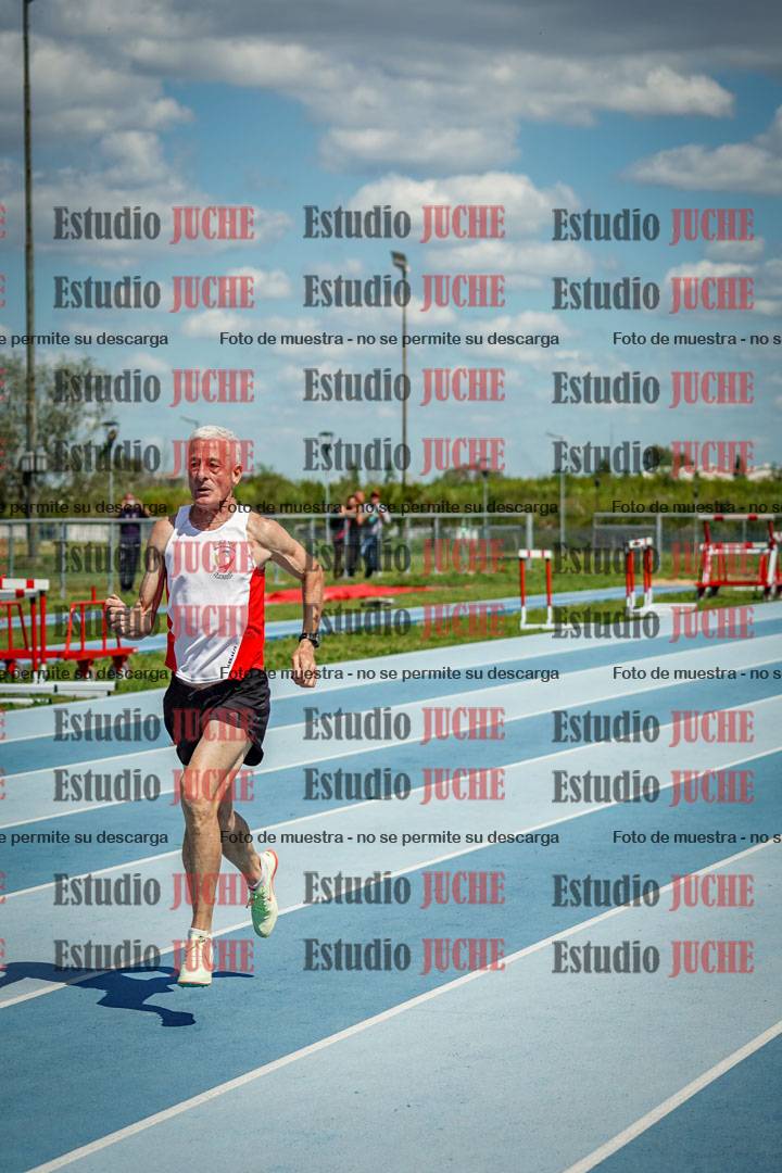 Fotos de los 400 m llanos de varones