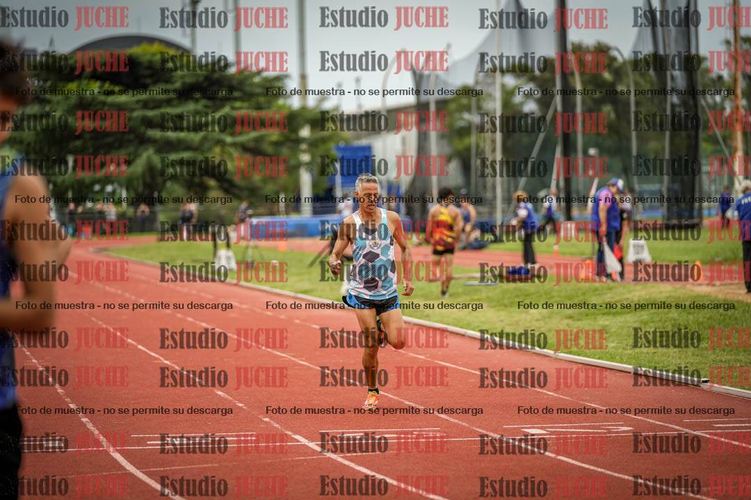 Fotos de los 400 m llanos de varones
