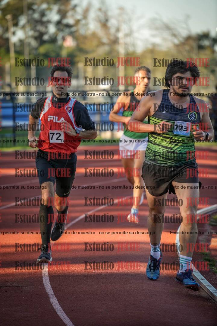 Fotos de los 3000 m llanos de varones