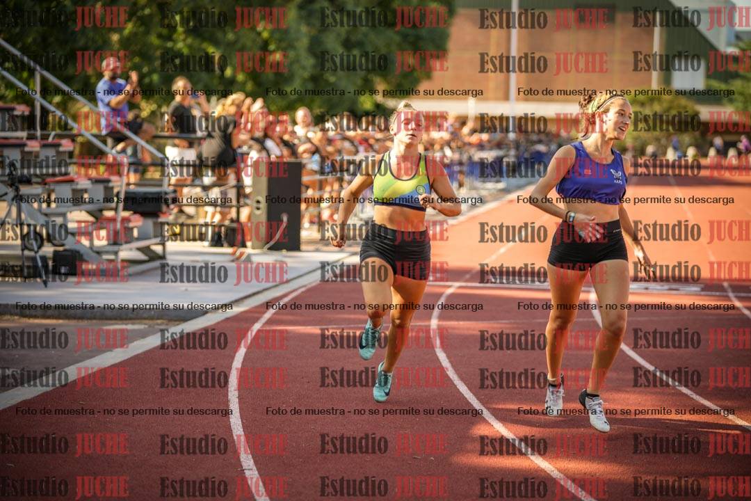 Fotos de los 100 m llanos de mujeres - FINAL U20