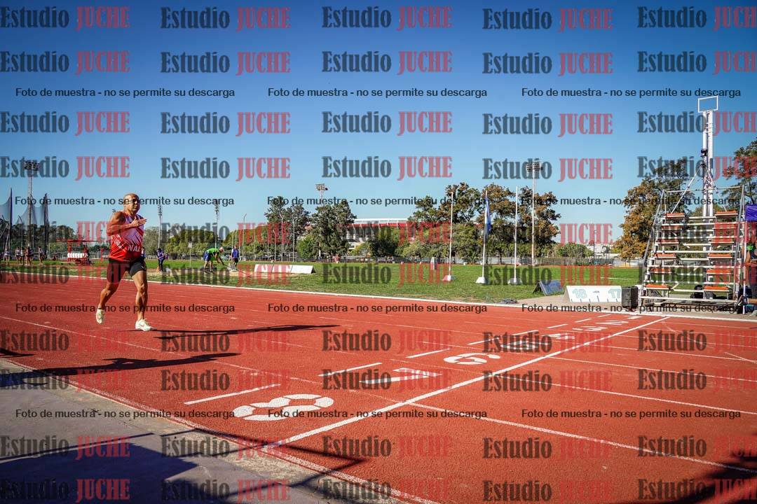 Fotos de los 400 m llanos de varones