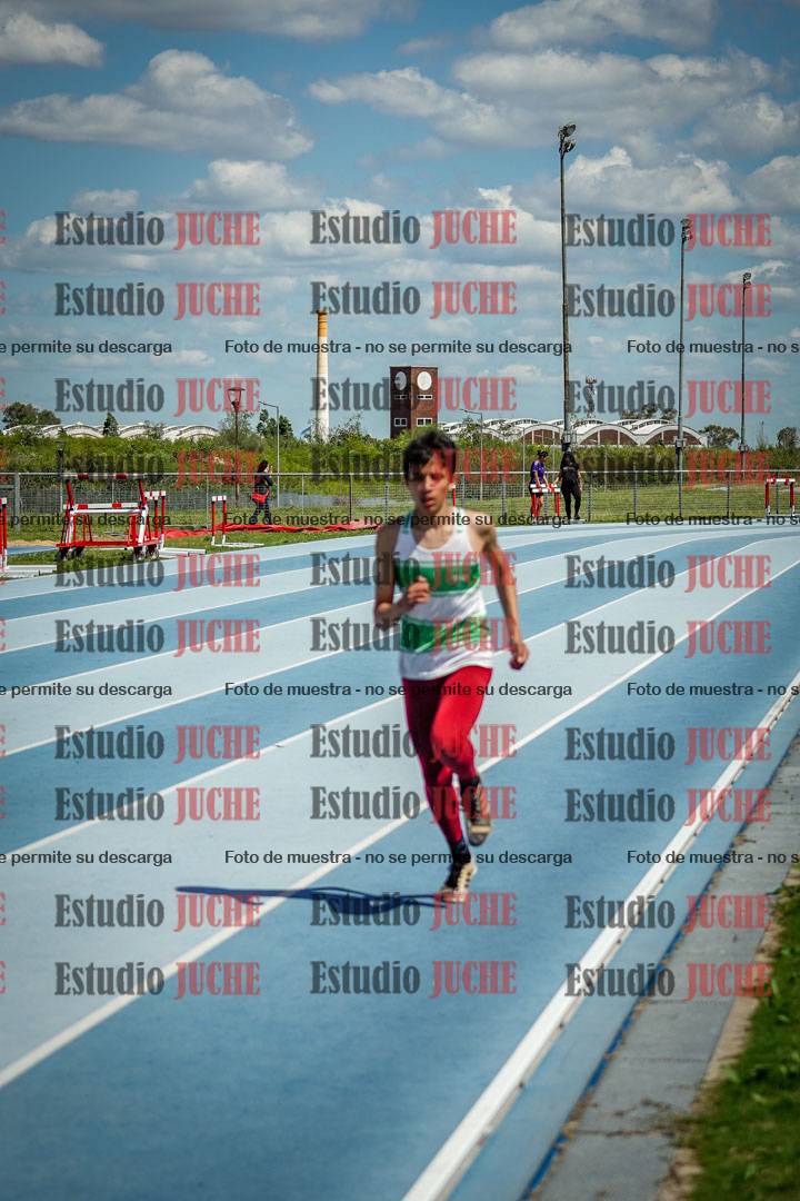 Fotos de los 400 m llanos de varones