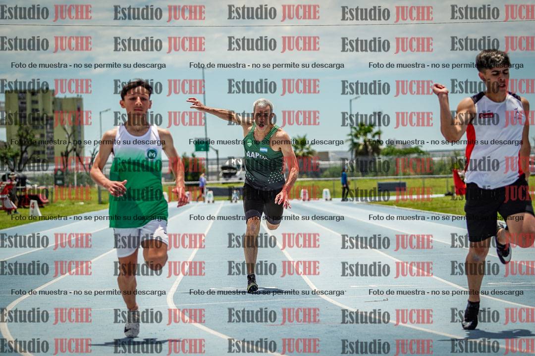 Fotos de los 100 m llanos de varones