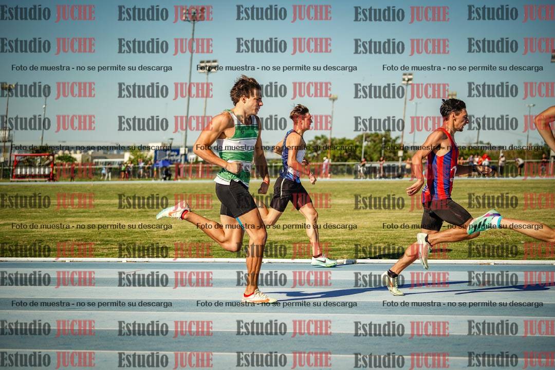 Fotos de los 400 m llanos de varones