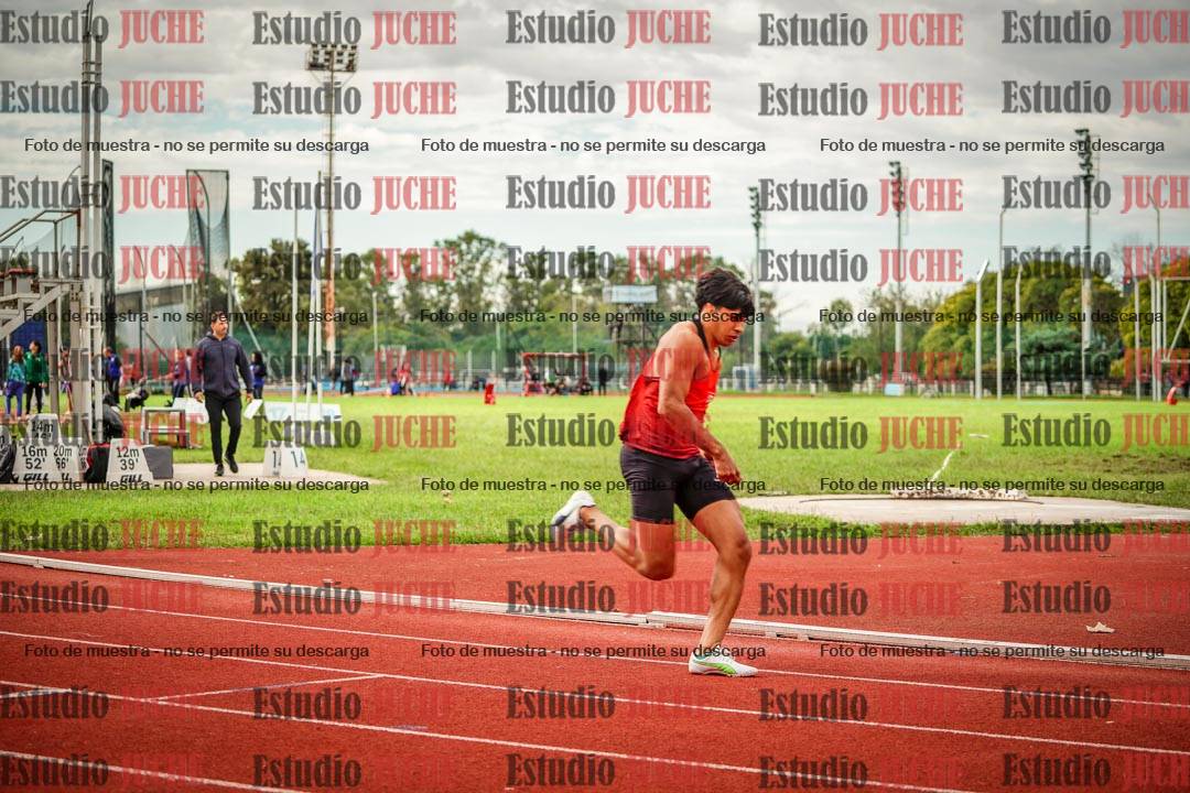 Fotos de los 400 m llanos de varones
