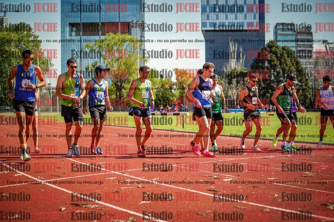 Fotos de los 5000 m llanos de mujeres y varones