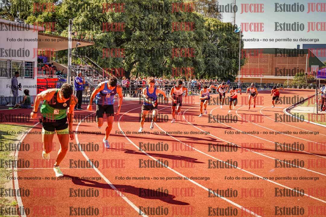 Fotos de los 800 m llanos de varones