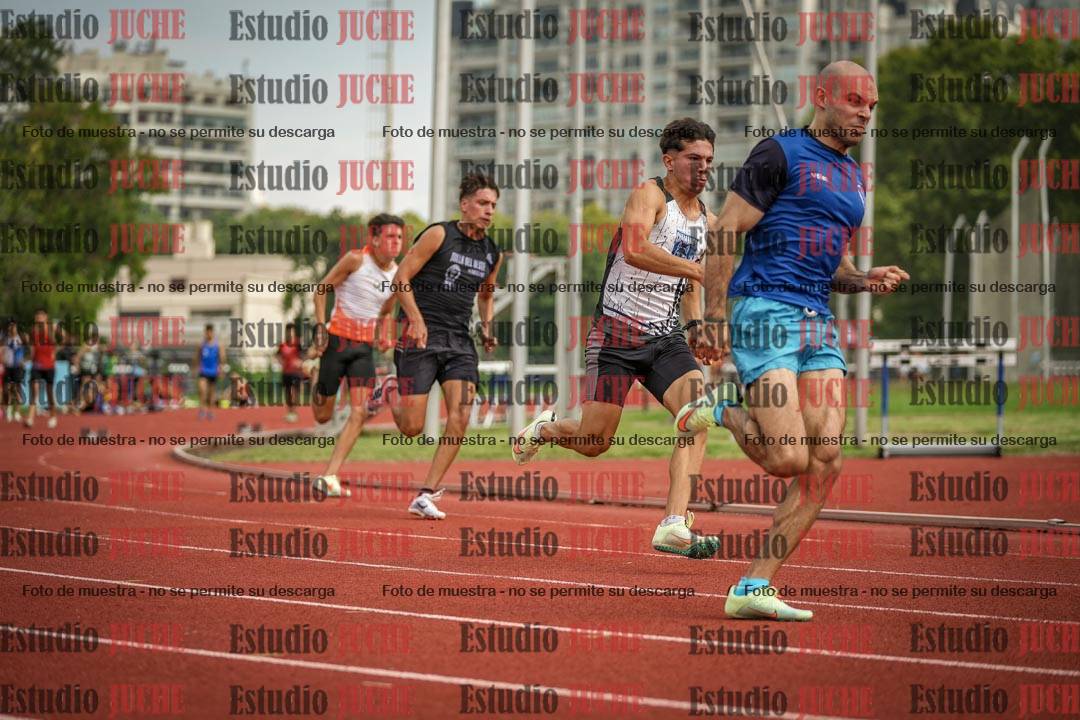 Fotos de los 200 m llanos de varones