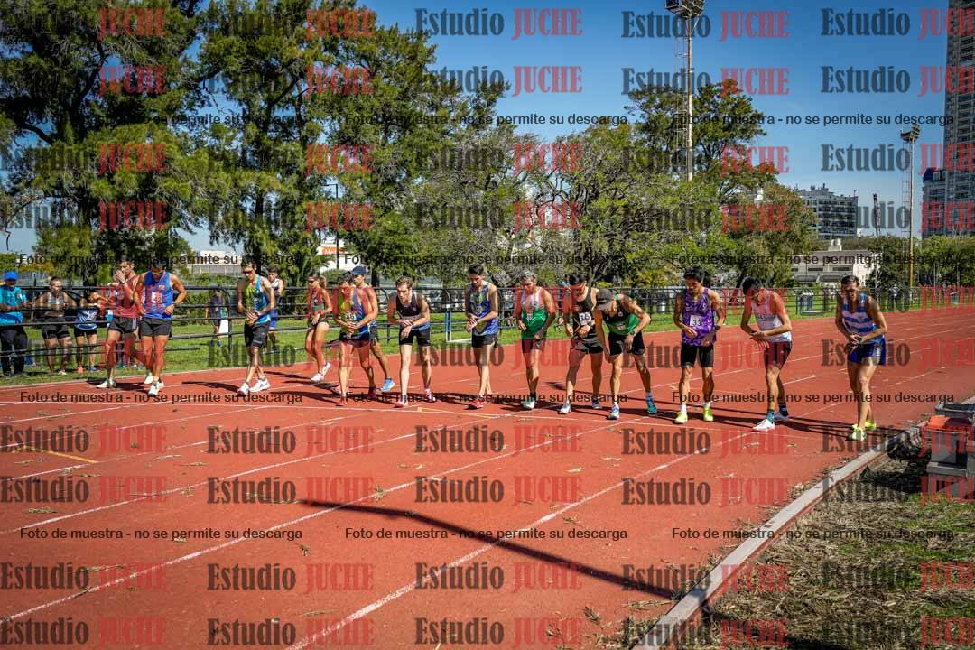 Fotos de los 5000 m llanos de mujeres y varones