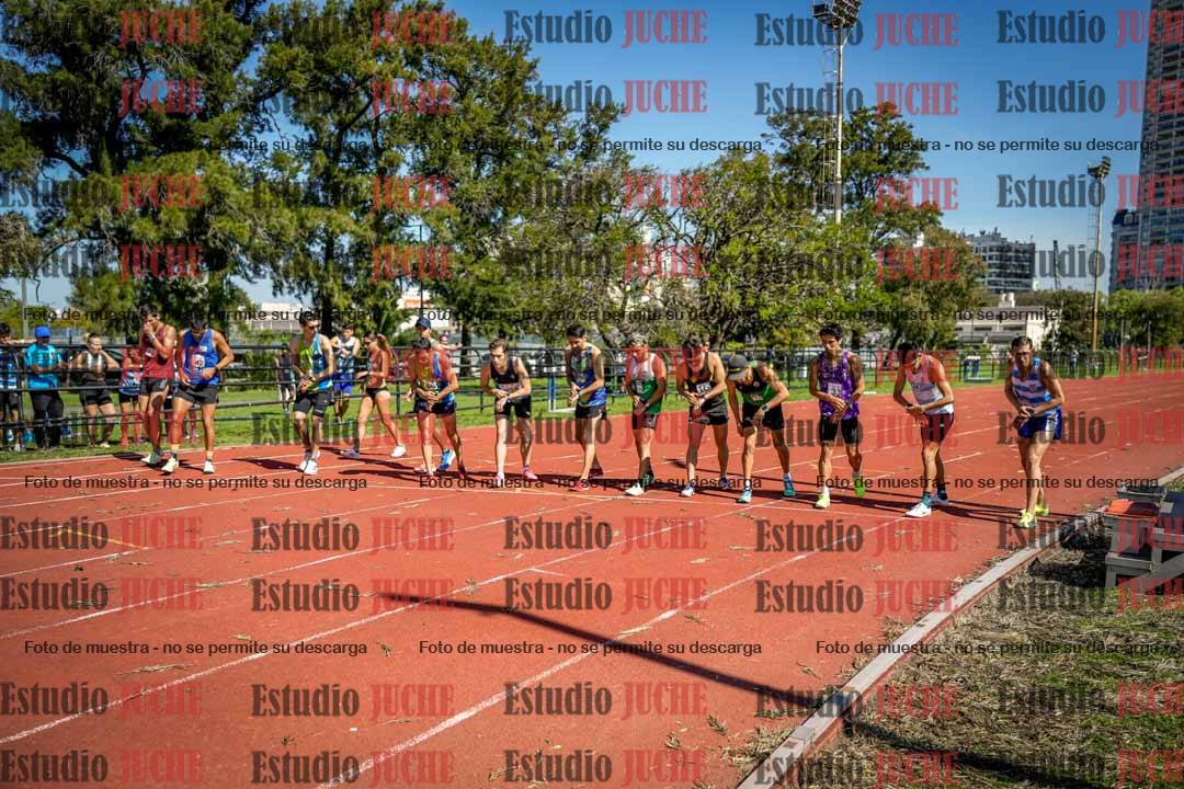 Fotos de los 5000 m llanos de mujeres y varones