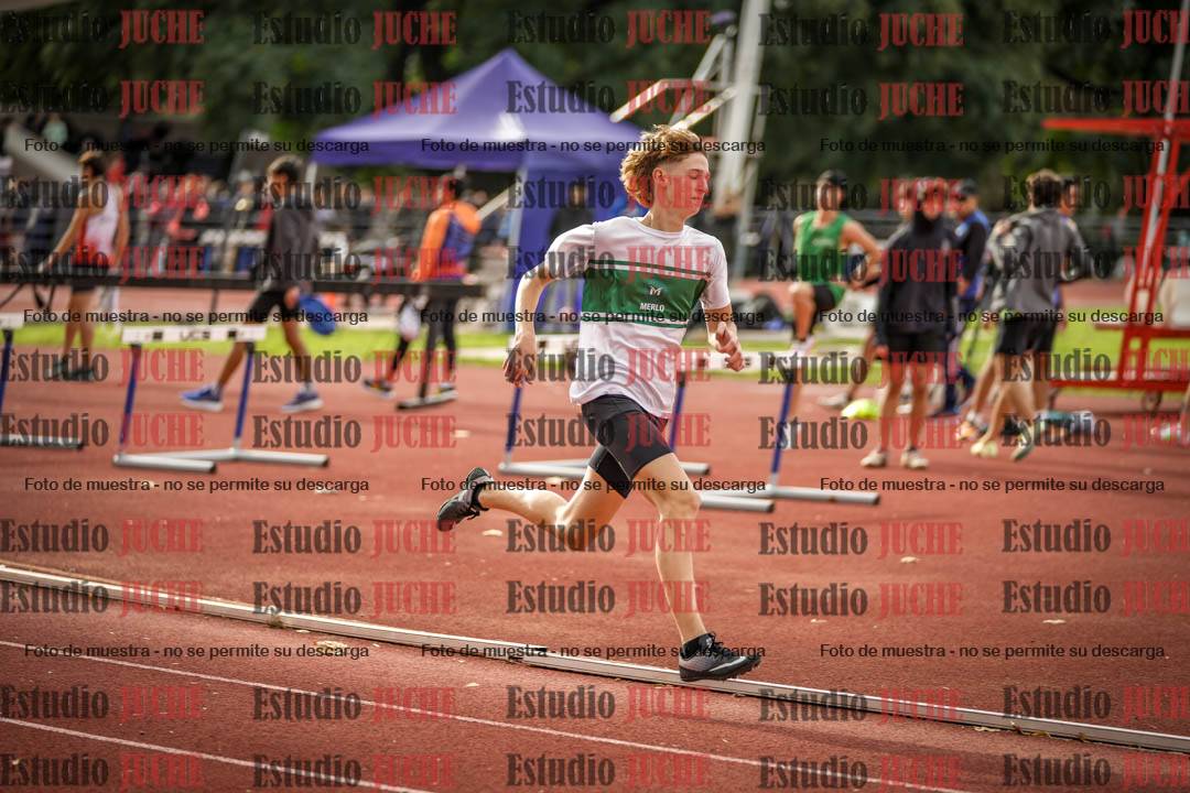 Fotos de los 400 m llanos de varones