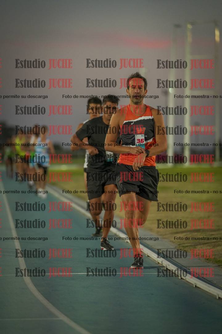 Fotos de los 3000 m llanos de varones