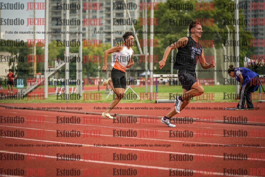 Fotos de los 200 m llanos de varones