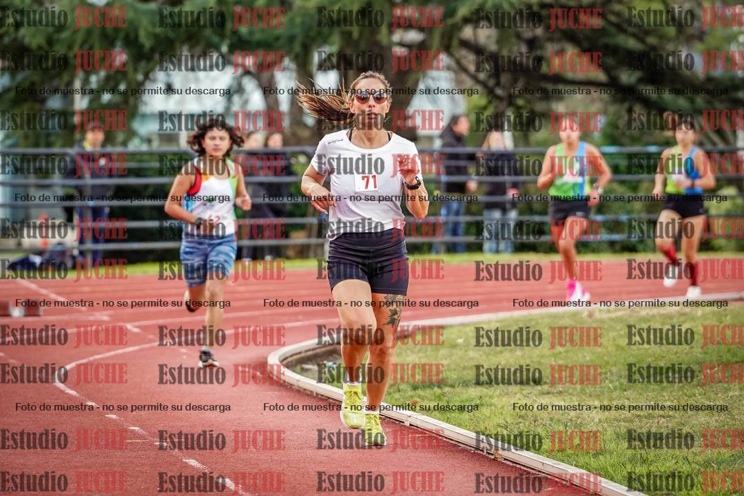 Fotos de los 1500 m llanos de mujeres
