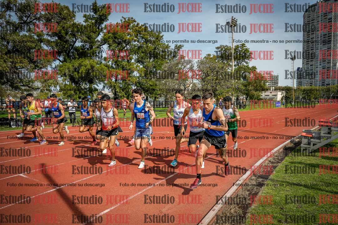 Fotos de los 3000 m llanos de varones
