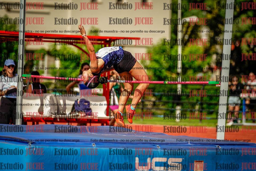 Fotos del salto en alto de mujeres
