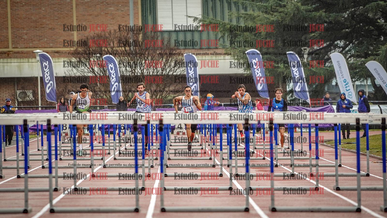 Fotos de los 110 m con vallas de varones - FINAL