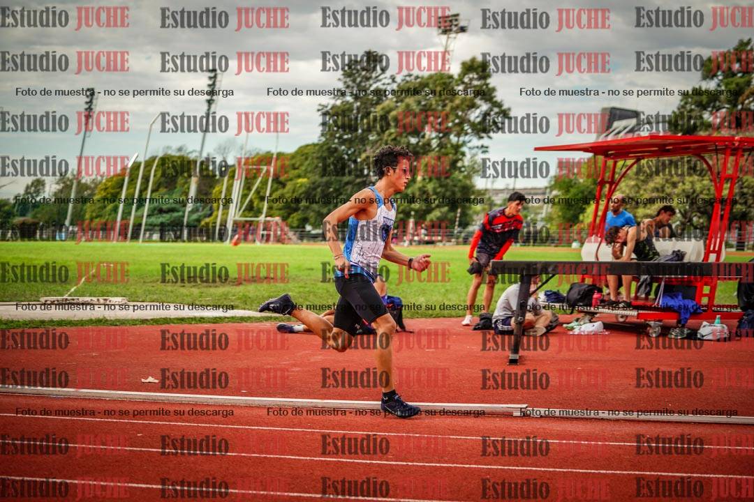 Fotos de los 400 m llanos de varones