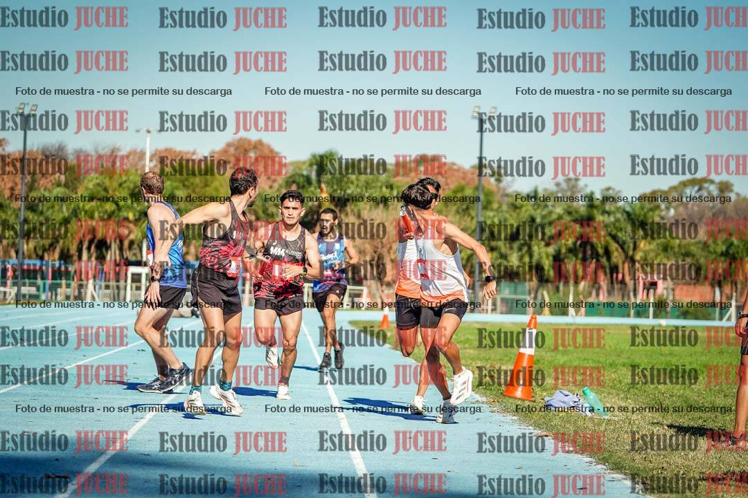 Fotos durante los relevos