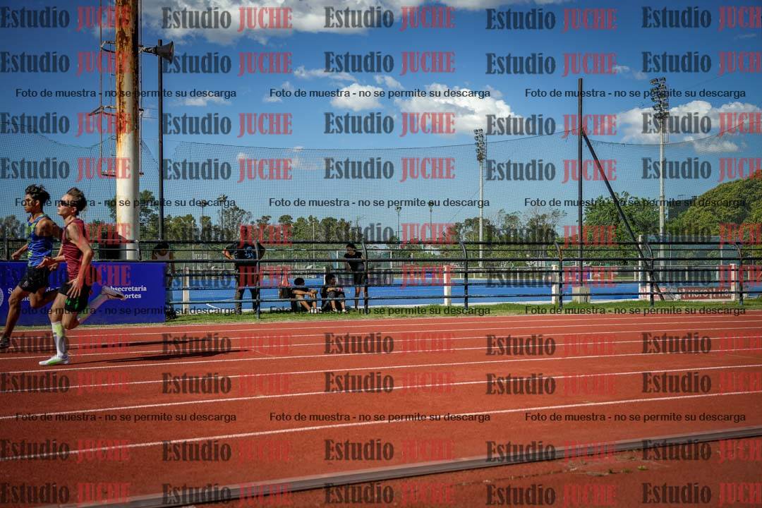 Fotos de los 200 m llanos de varones