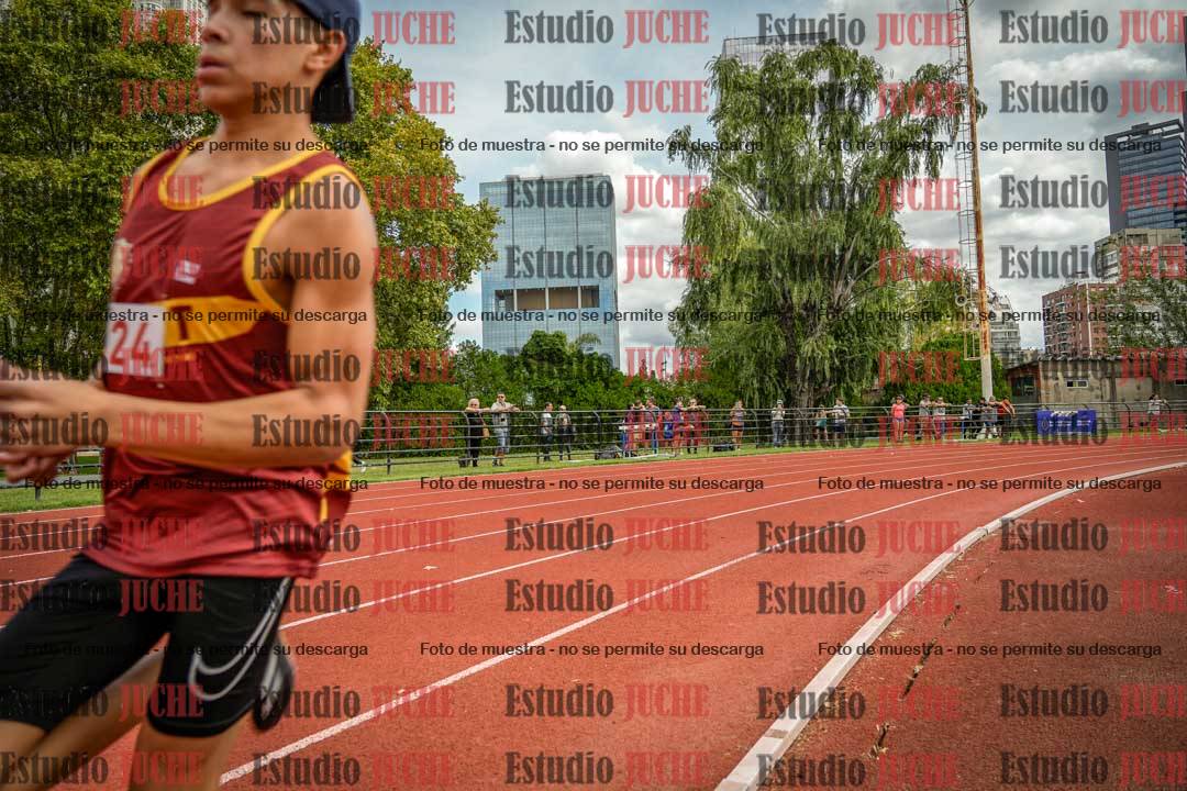 Fotos de los 800 m de varones