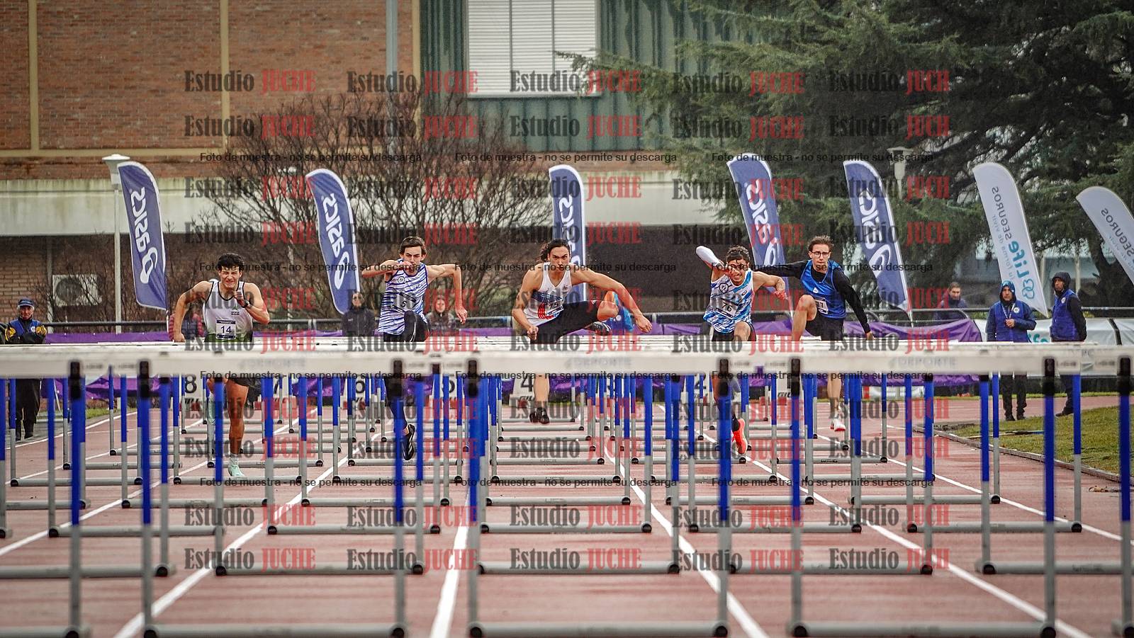 Fotos de los 110 m con vallas de varones - FINAL