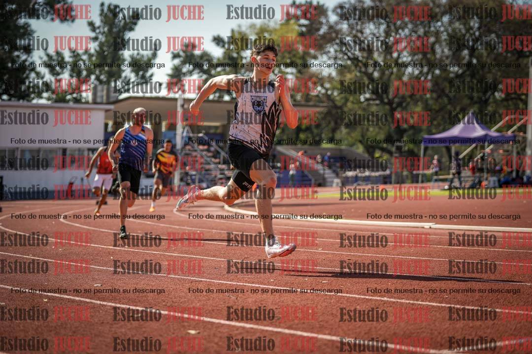 Fotos de los 400 m llanos de varones