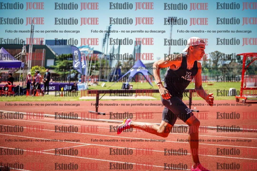 Fotos de los 400 m llanos de varones