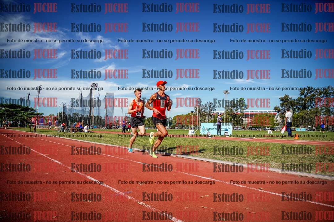 Fotos de los 5000 m llanos de varones