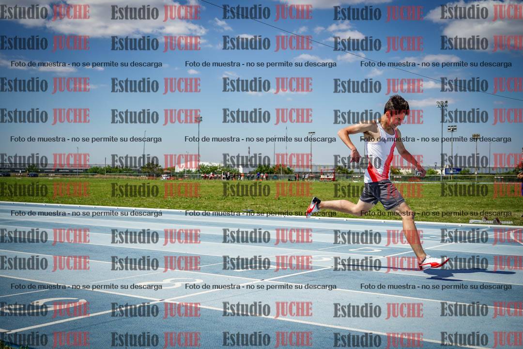 Fotos de los 400 m llanos de varones