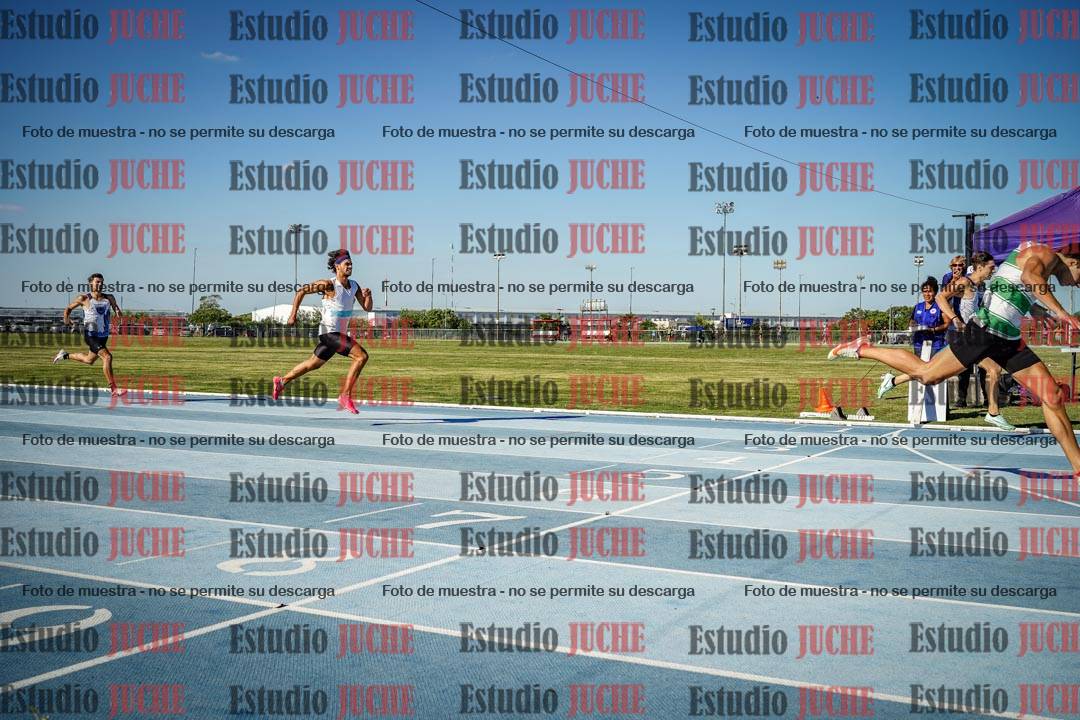 Fotos de los 400 m llanos de varones