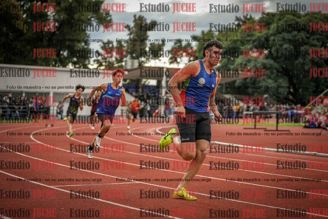 Fotos de los 400 m llanos de varones
