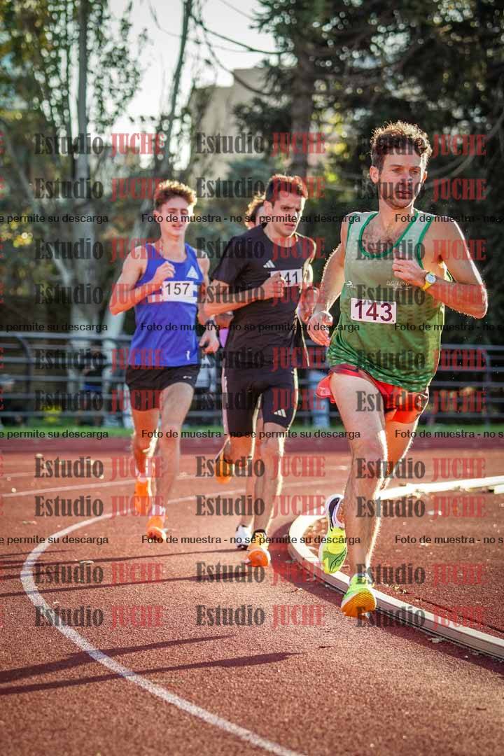 Fotos de los 3000 m llanos de varones