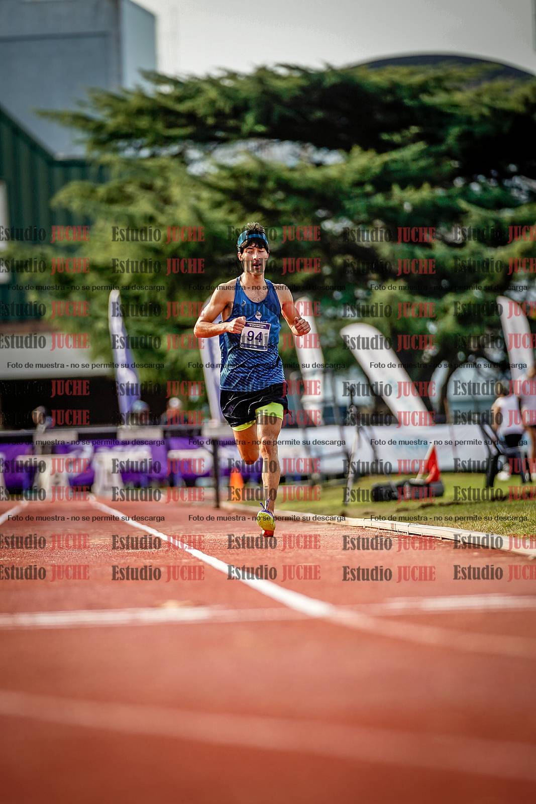 Fotos de los 3000 m con obstáculos de varones