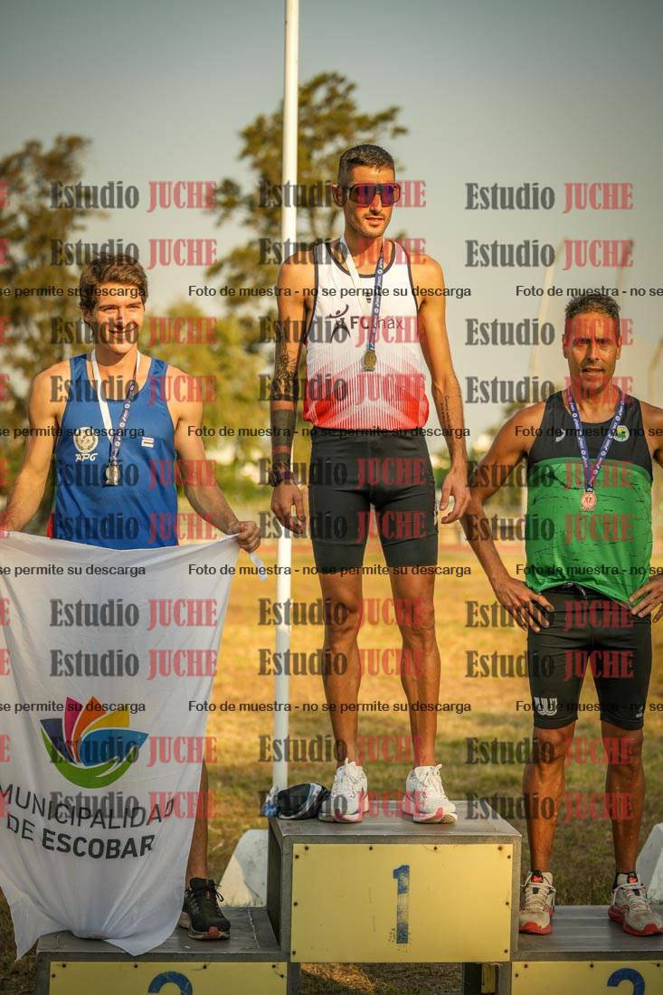 Fotos de algunos podios y extras del torneo