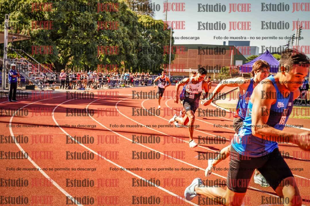 Fotos de los 800 m llanos de varones