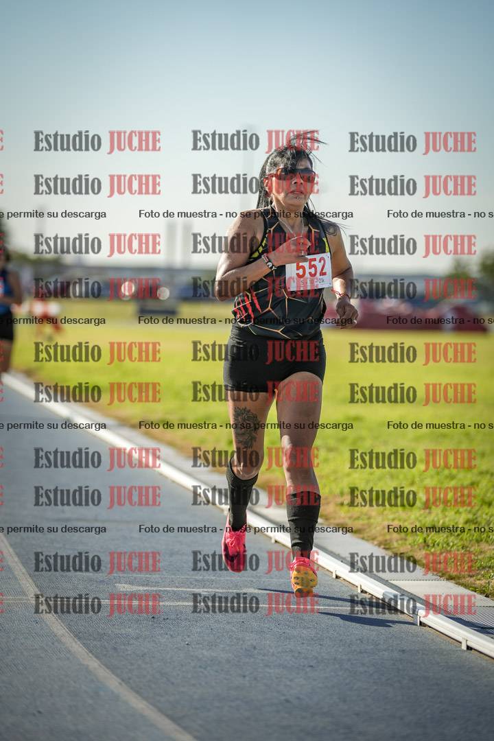 Fotos de los 1500 m llanos de mujeres