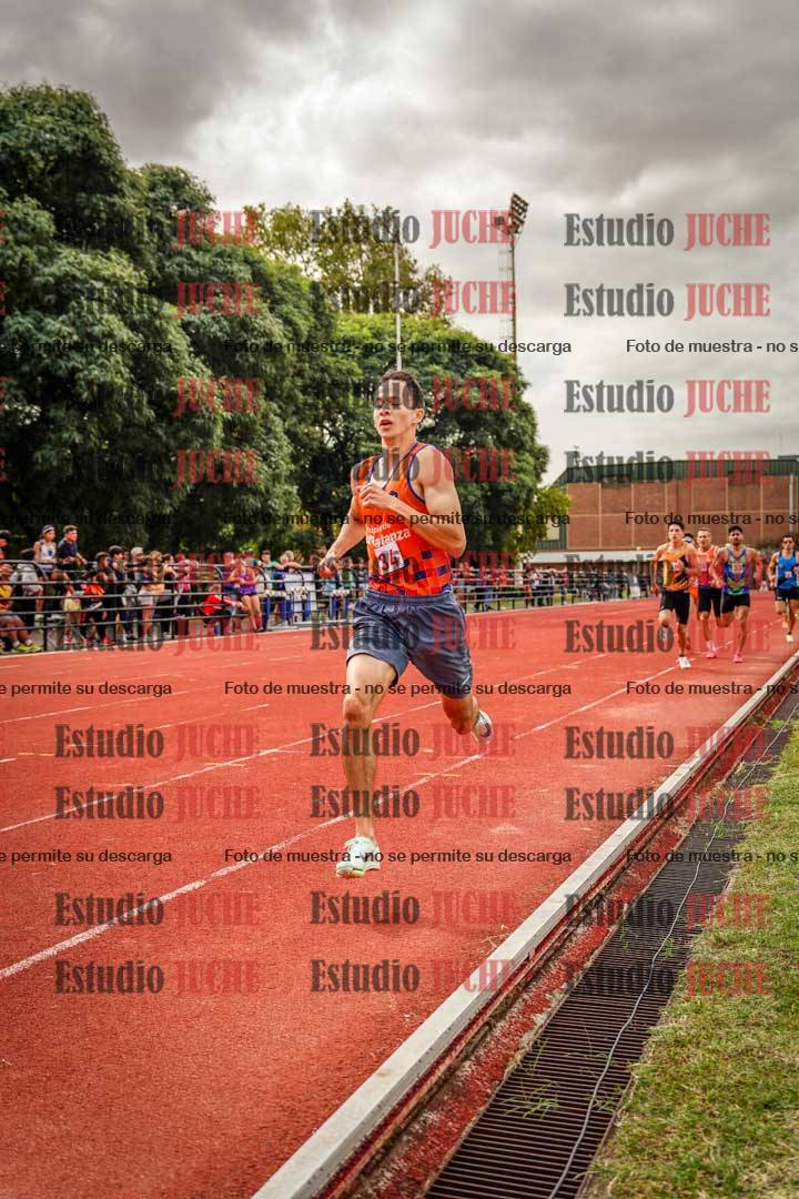 Fotos de los 800 m de varones