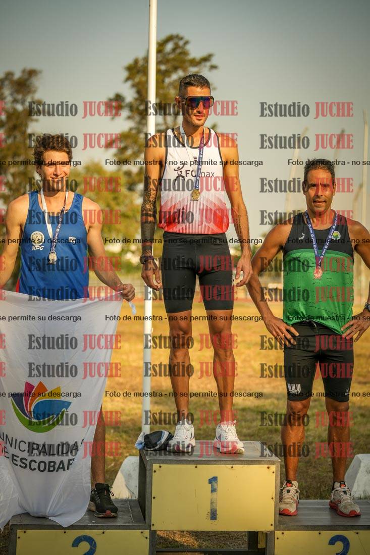 Fotos de algunos podios y extras del torneo