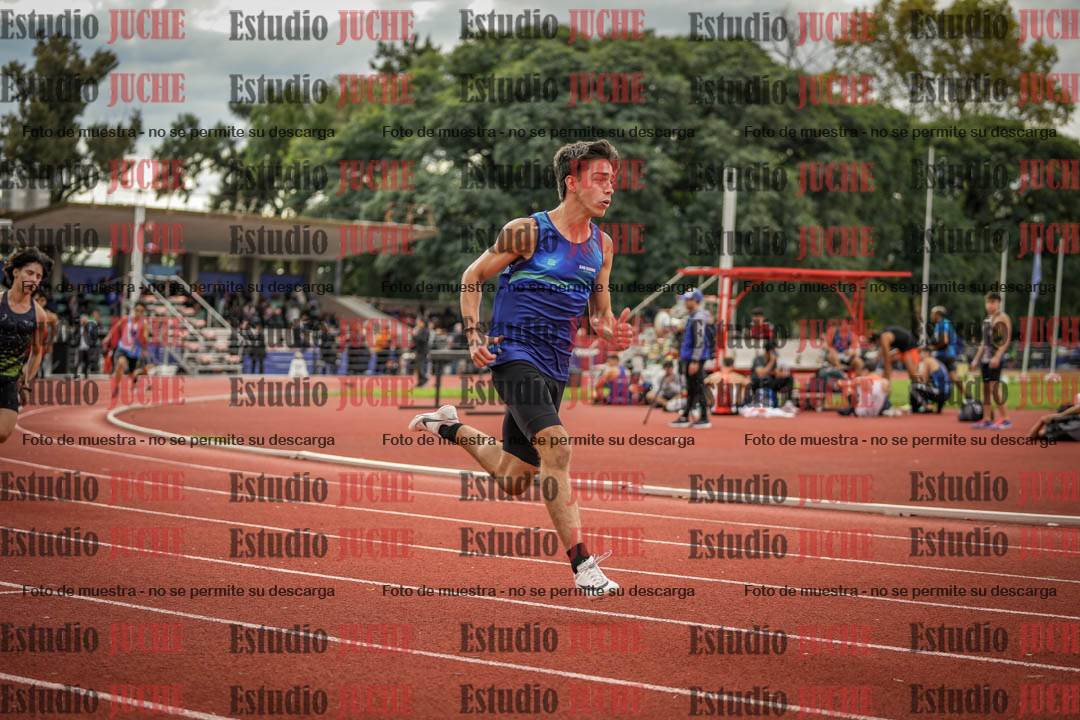 Fotos de los 400 m llanos de varones