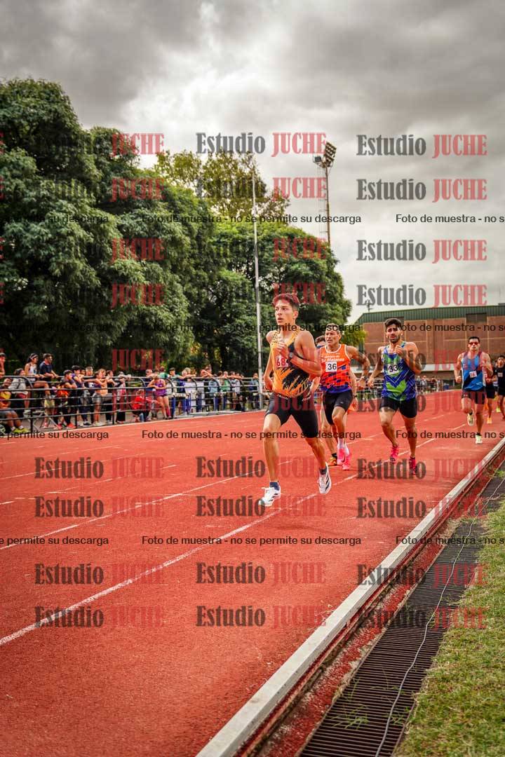 Fotos de los 800 m de varones