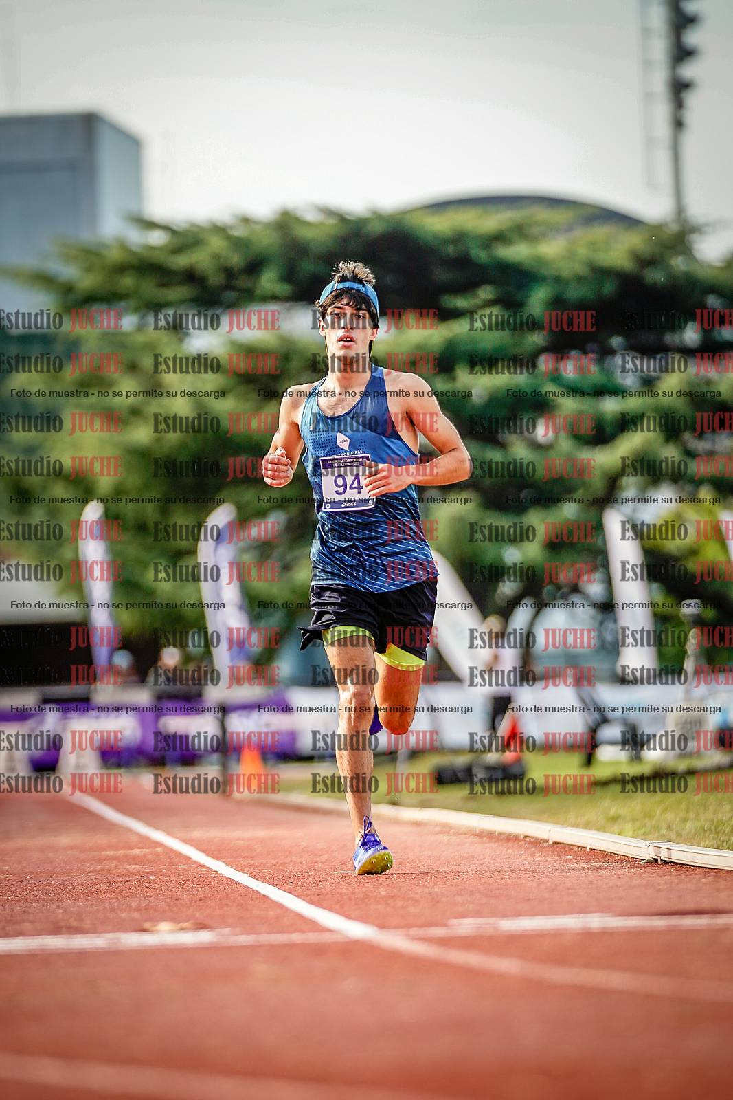 Fotos de los 3000 m con obstáculos de varones