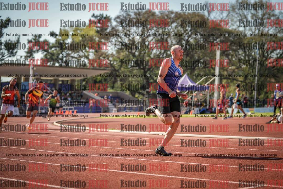 Fotos de los 400 m llanos de varones