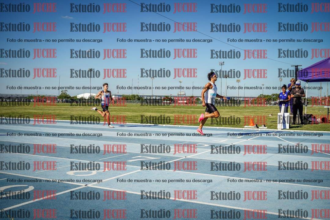 Fotos de los 400 m llanos de varones