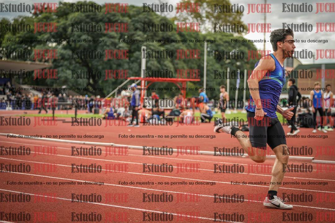 Fotos de los 400 m llanos de varones