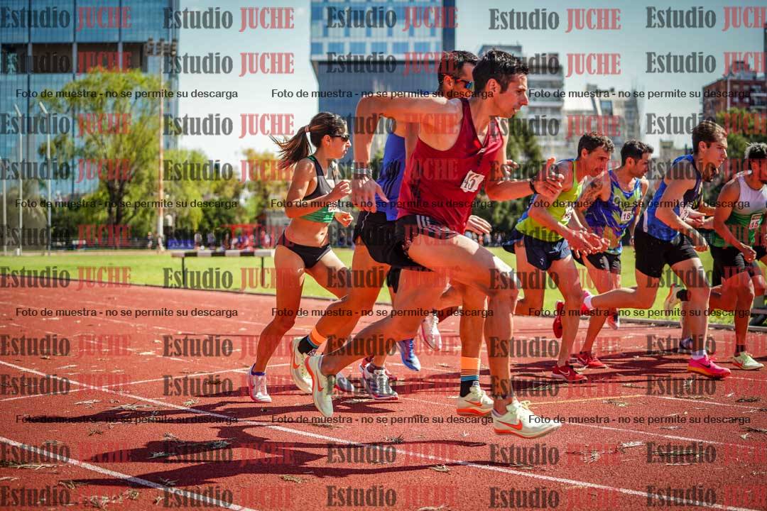 Fotos de los 5000 m llanos de mujeres y varones