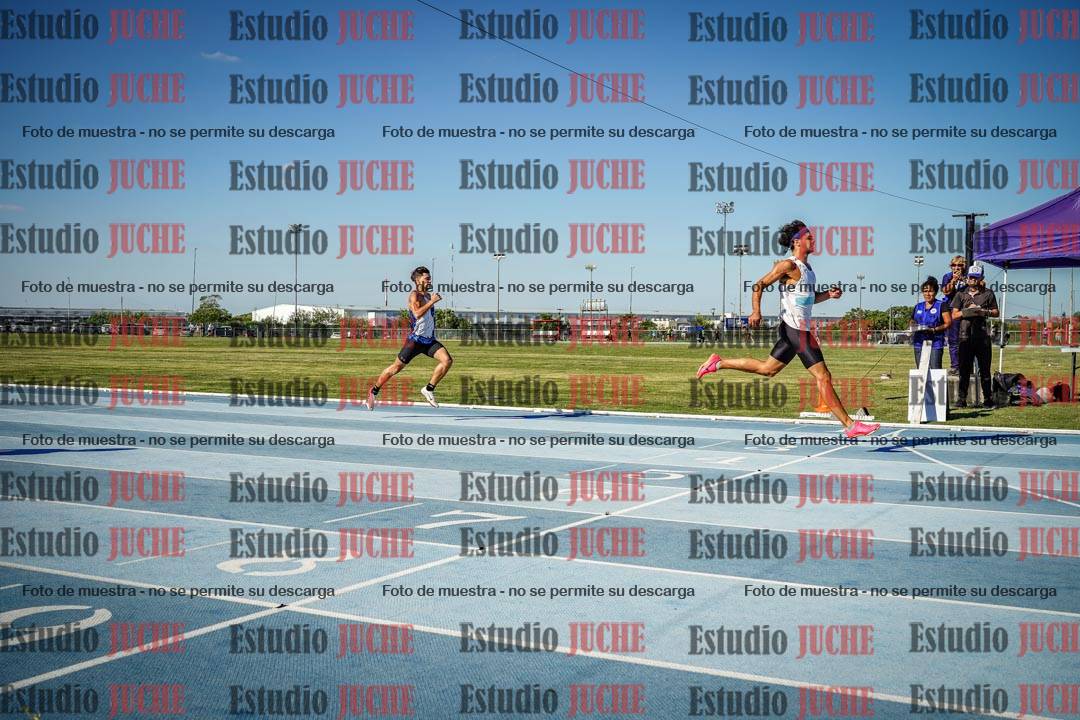 Fotos de los 400 m llanos de varones