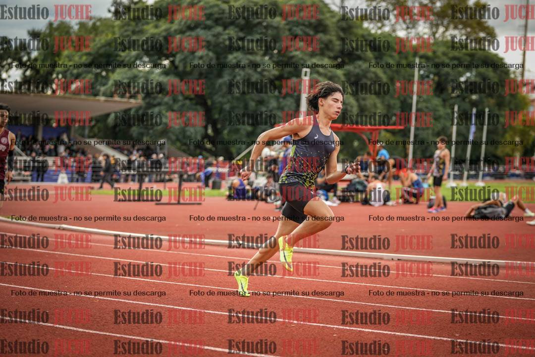 Fotos de los 400 m llanos de varones