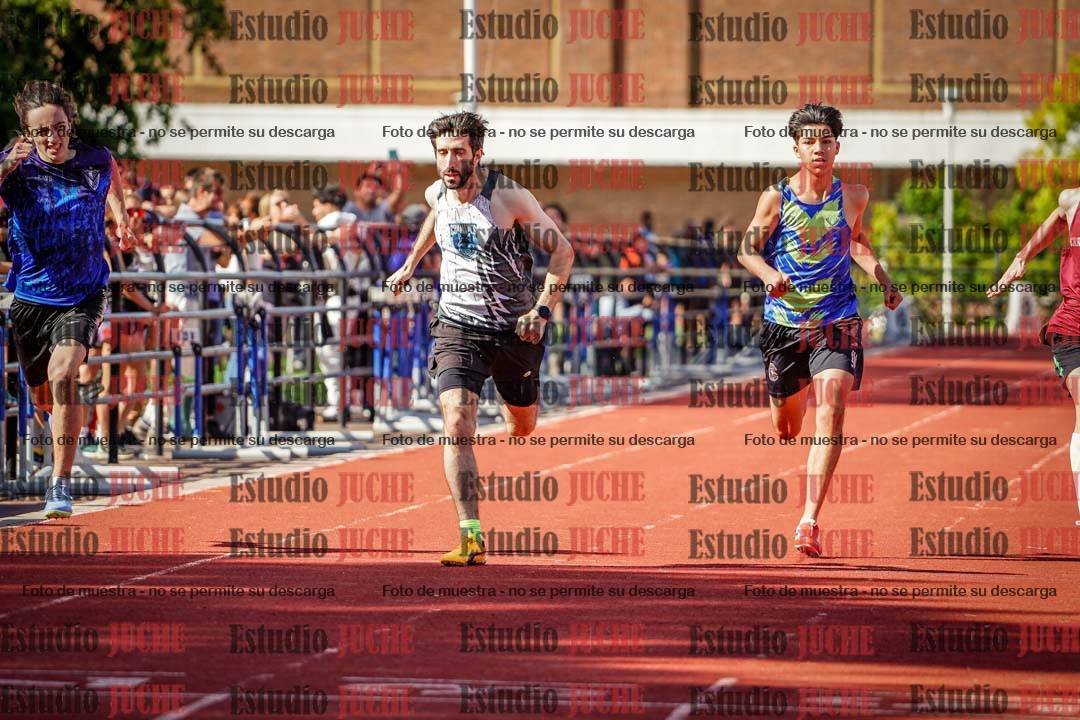 Fotos de los 200 m llanos de varones
