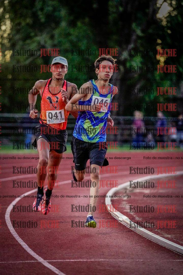 Fotos de los 1500 m llanos de varones